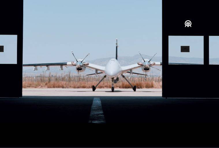 TSK'dan Kıbrıs Barış Harekatı'nın 50. yılına özel geçit töreni - Resim: 3